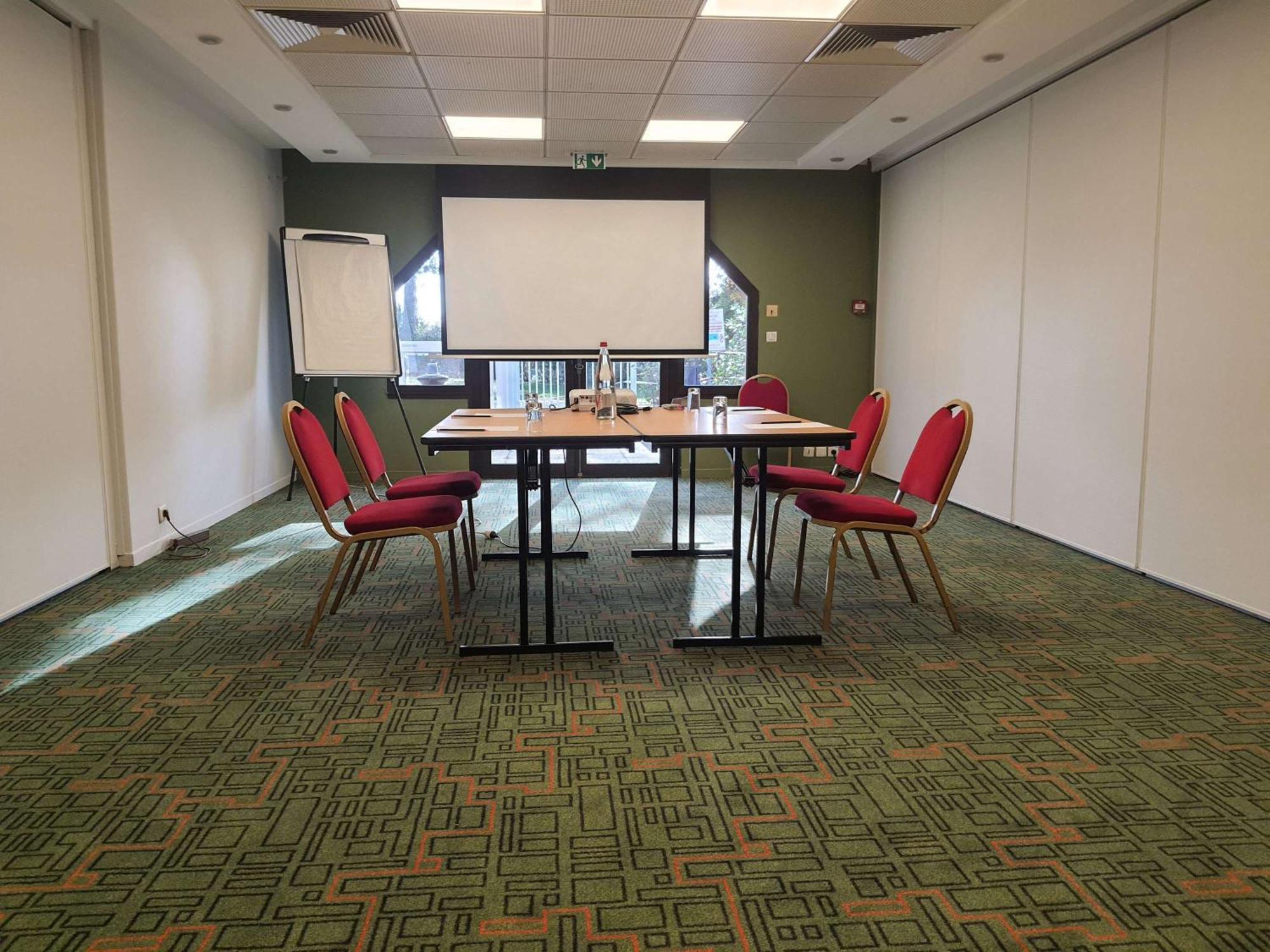 Ibis Styles Lisieux Normandie Dış mekan fotoğraf