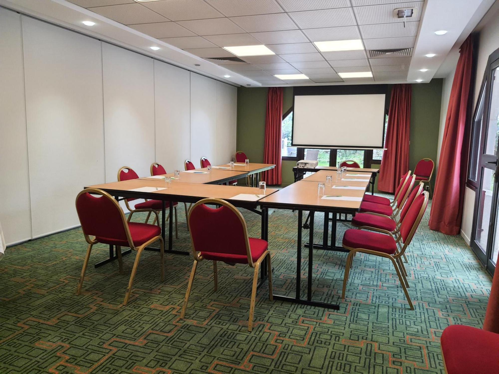 Ibis Styles Lisieux Normandie Dış mekan fotoğraf