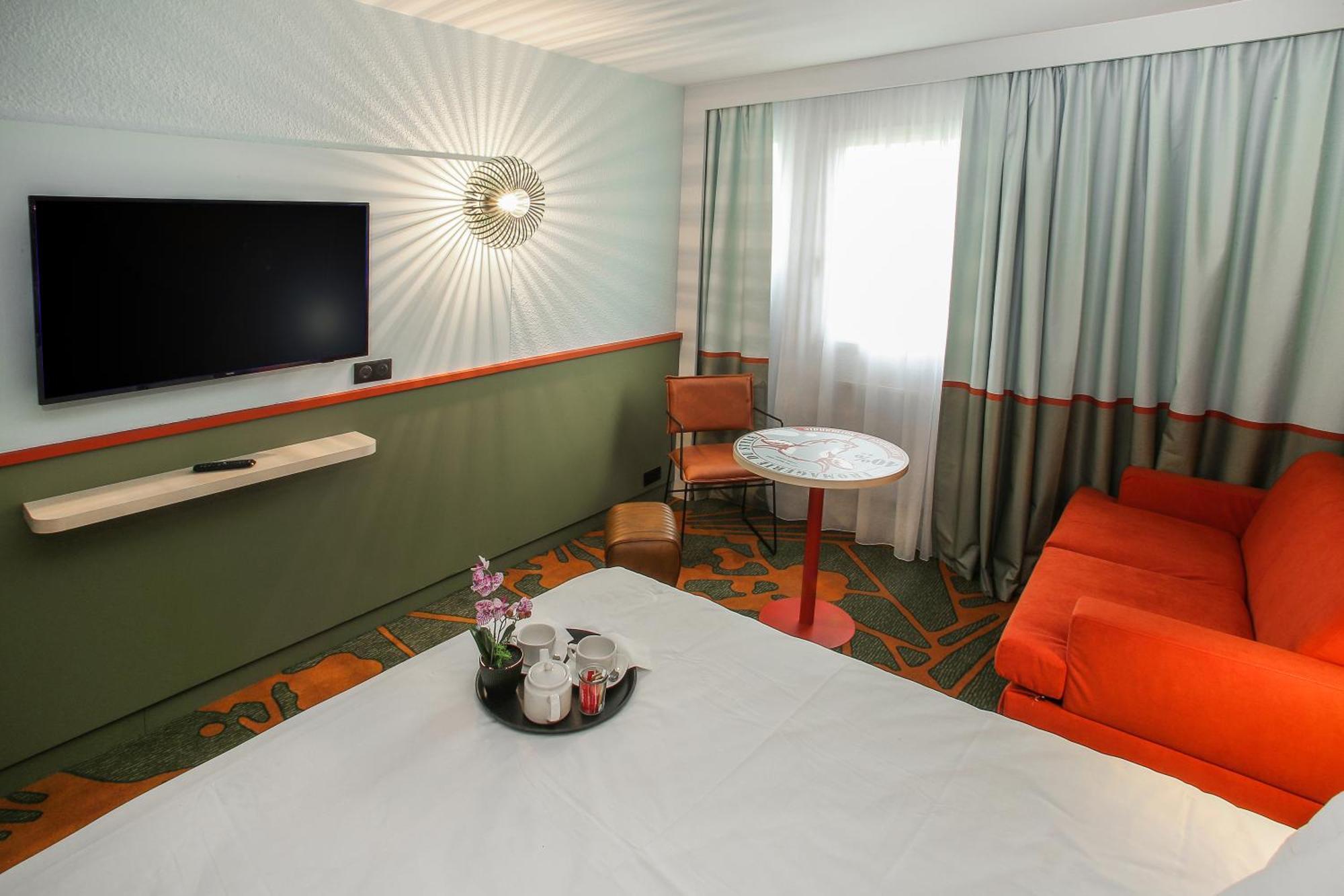 Ibis Styles Lisieux Normandie Dış mekan fotoğraf