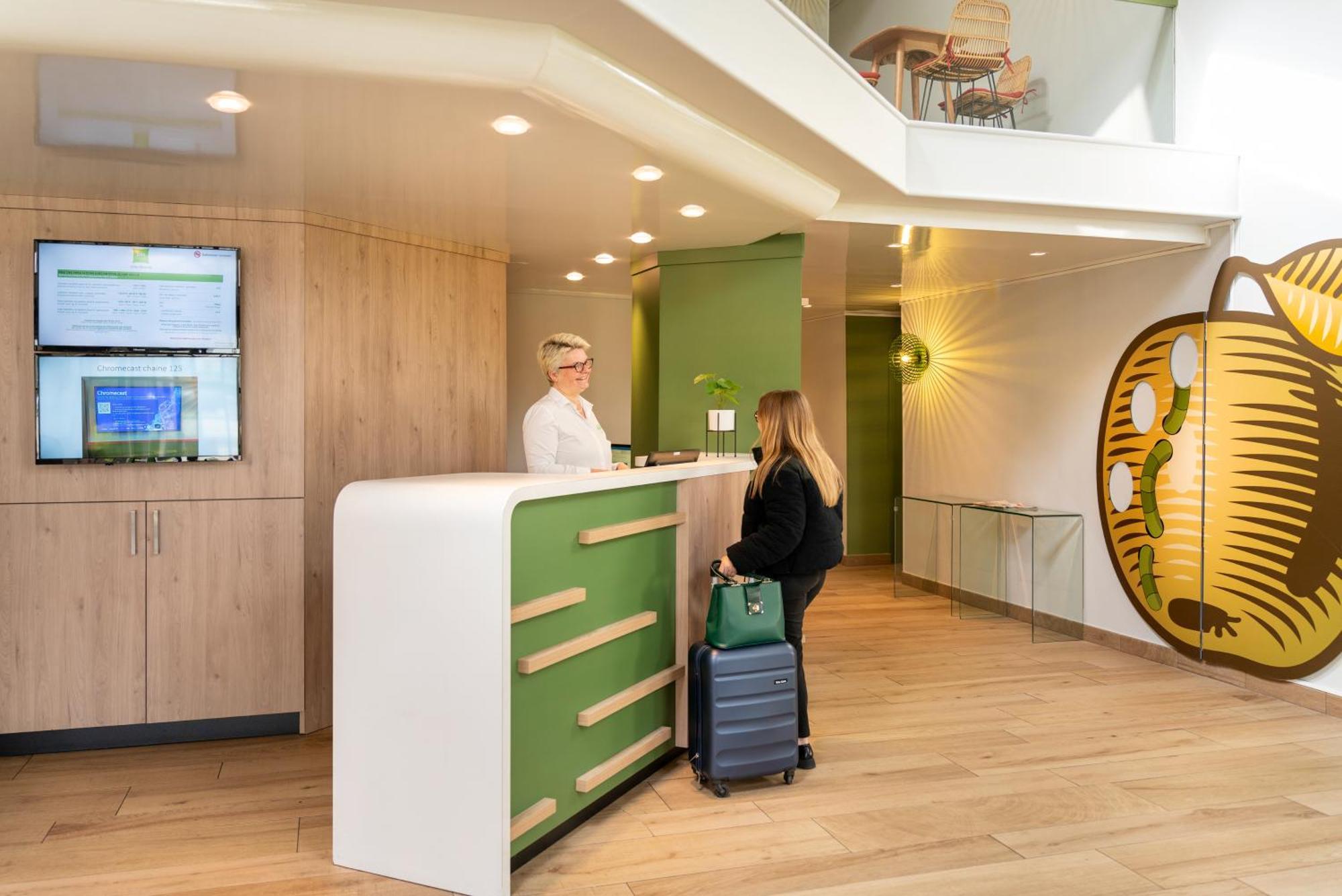 Ibis Styles Lisieux Normandie Dış mekan fotoğraf